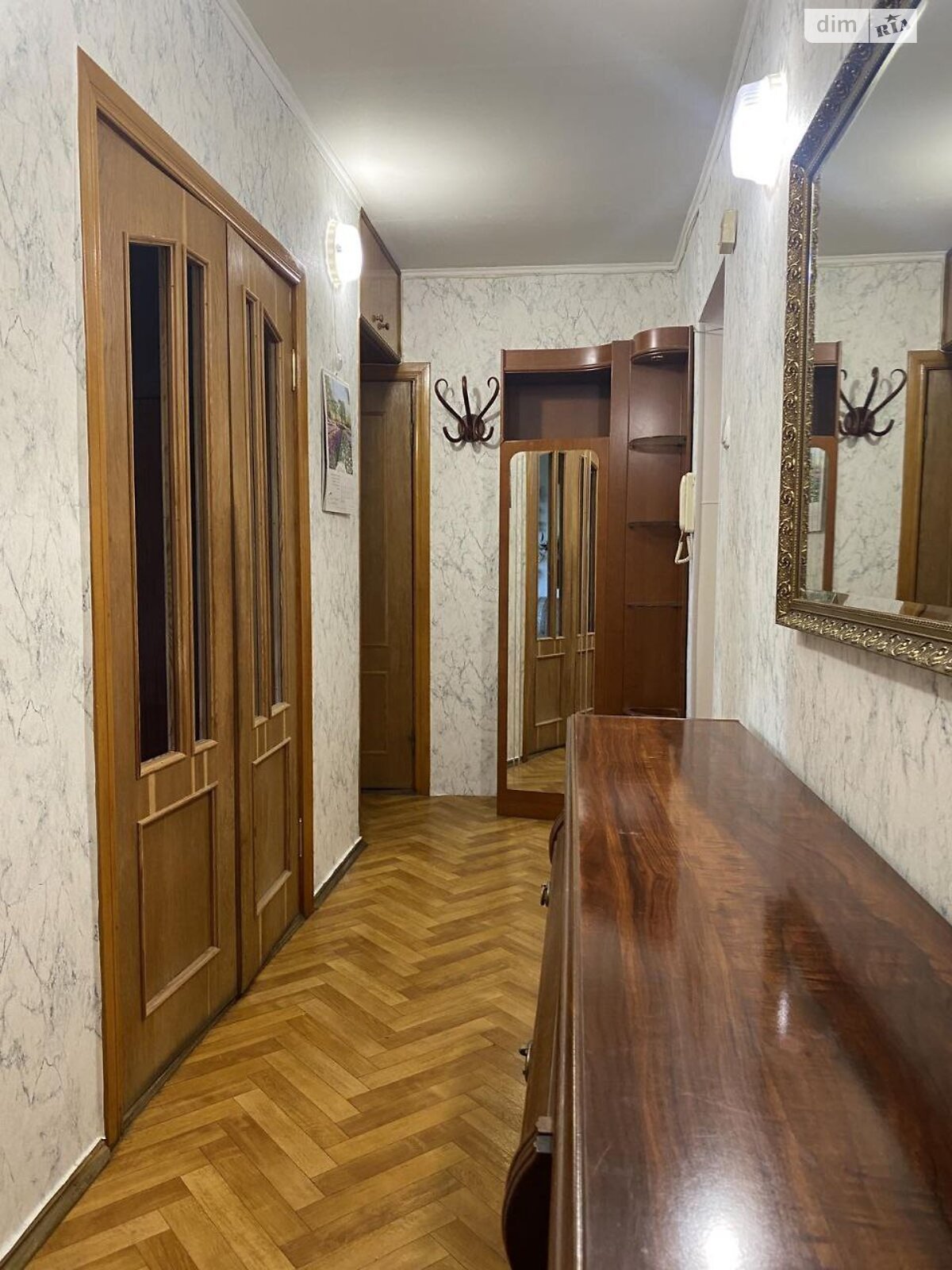 Продаж двокімнатної квартири в Одесі, на вул. Івана і Юрія Лип, район Черемушки фото 1