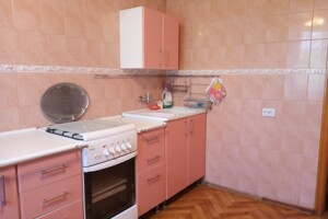 Продаж двокімнатної квартири в Одесі, на вул. Івана і Юрія Лип, район Черемушки фото 2