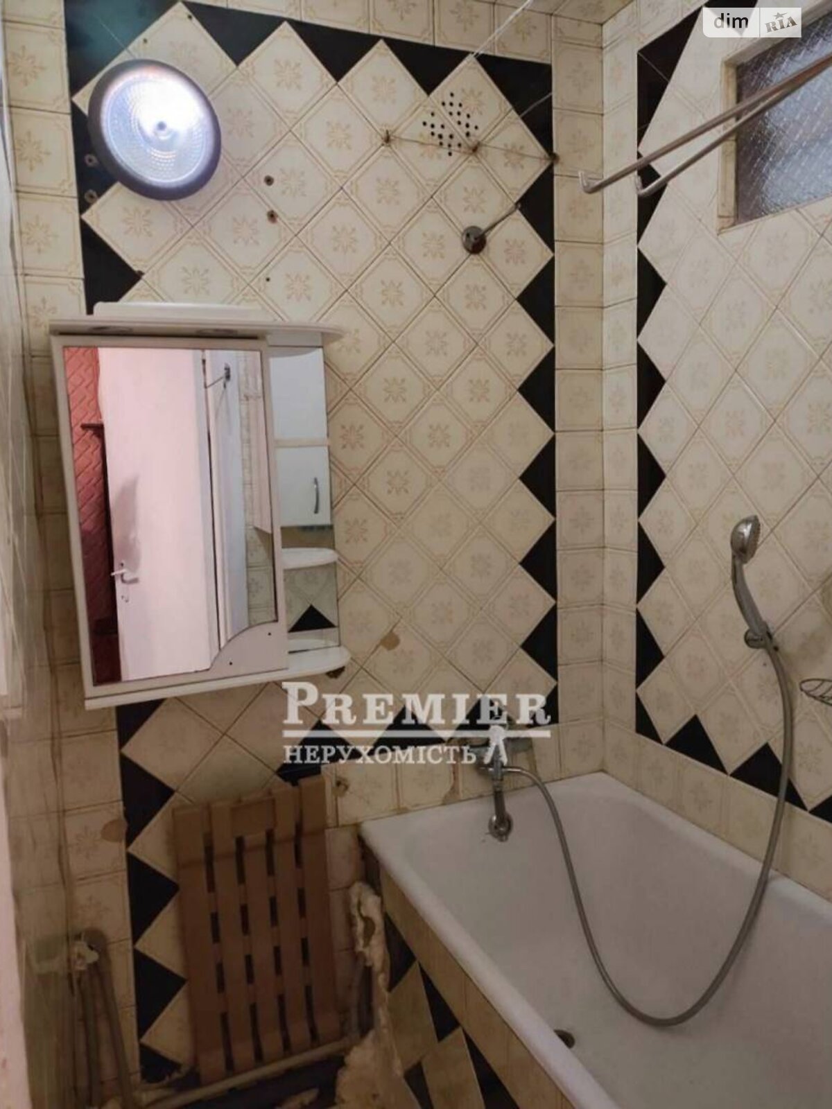 Продаж двокімнатної квартири в Одесі, на вул. Івана і Юрія Лип, район Черемушки фото 1 Продаж двокімнатної квартири в Одесі, на вул. Івана і Юрія Лип, район Черемушки фото 1