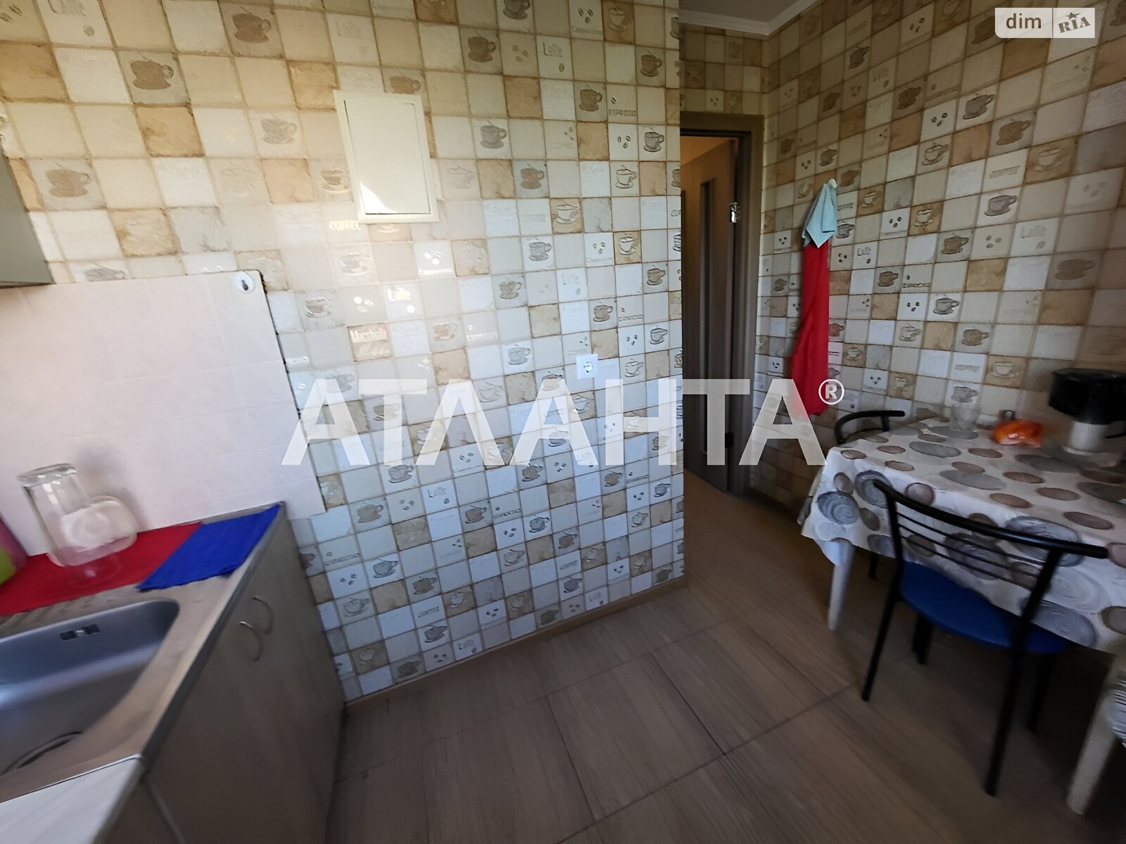 Продажа двухкомнатной квартиры в Одессе, на ул. Ивана и Юрия Лип, район Черемушки фото 1 Продажа двухкомнатной квартиры в Одессе, на ул. Ивана и Юрия Лип, район Черемушки фото 1