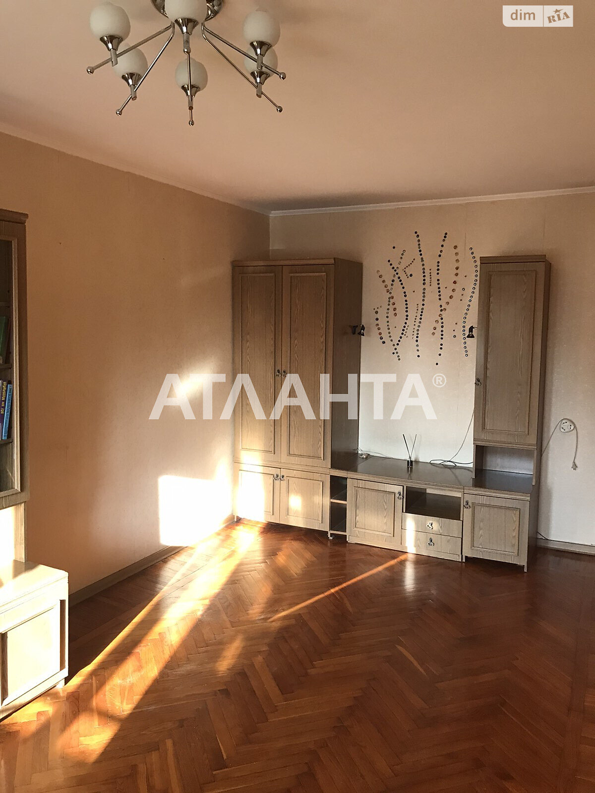 Продажа двухкомнатной квартиры в Одессе, на ул. Ивана и Юрия Лип, район Черемушки фото 1 Продажа двухкомнатной квартиры в Одессе, на ул. Ивана и Юрия Лип, район Черемушки фото 1