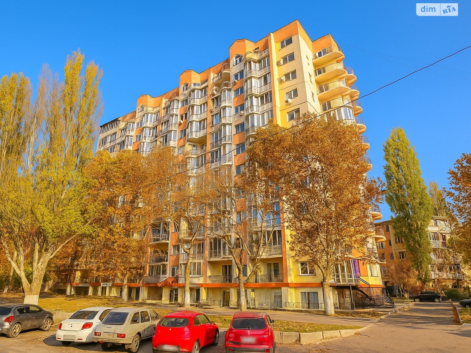 Продаж трикімнатної квартири в Одесі, на вул. Івана і Юрія Лип 38/42, район Черемушки фото 1 Продаж трикімнатної квартири в Одесі, на вул. Івана і Юрія Лип 38/42, район Черемушки фото 1