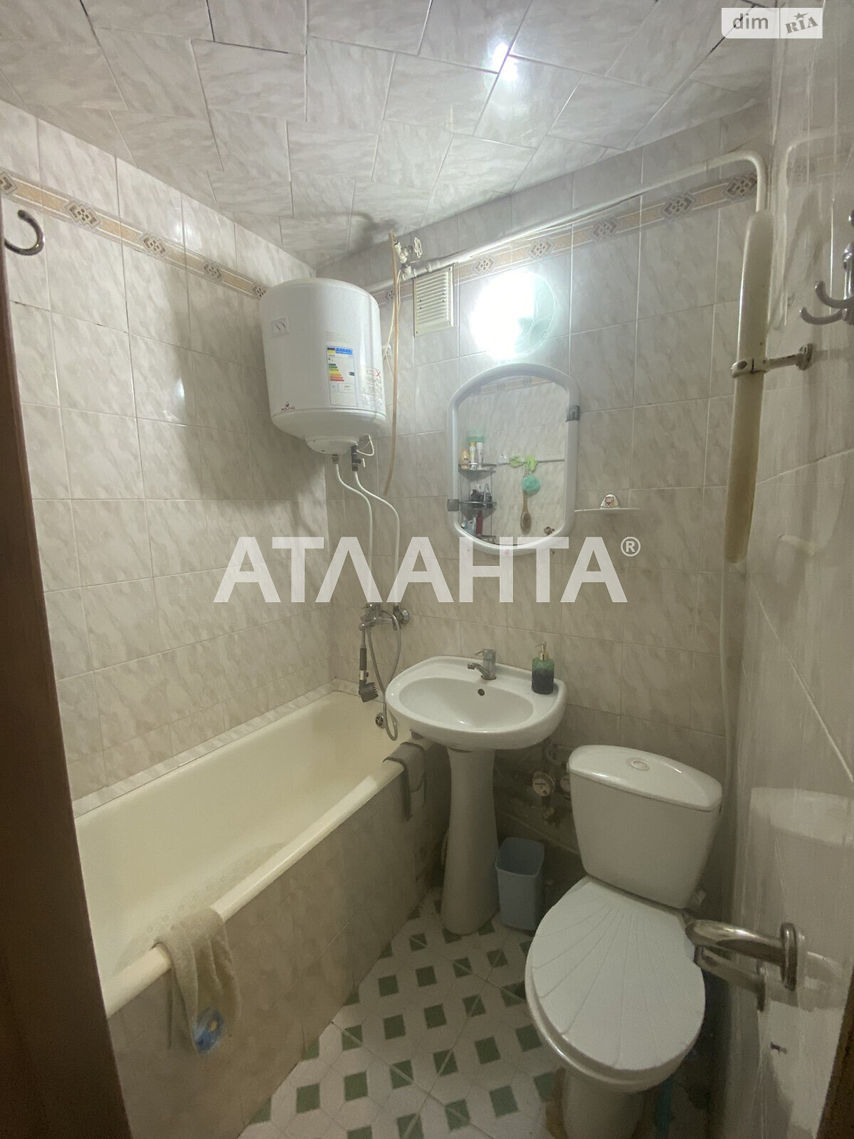 Продажа двухкомнатной квартиры в Одессе, на ул. Ивана и Юрия Лип, район Черемушки фото 1 Продажа двухкомнатной квартиры в Одессе, на ул. Ивана и Юрия Лип, район Черемушки фото 1