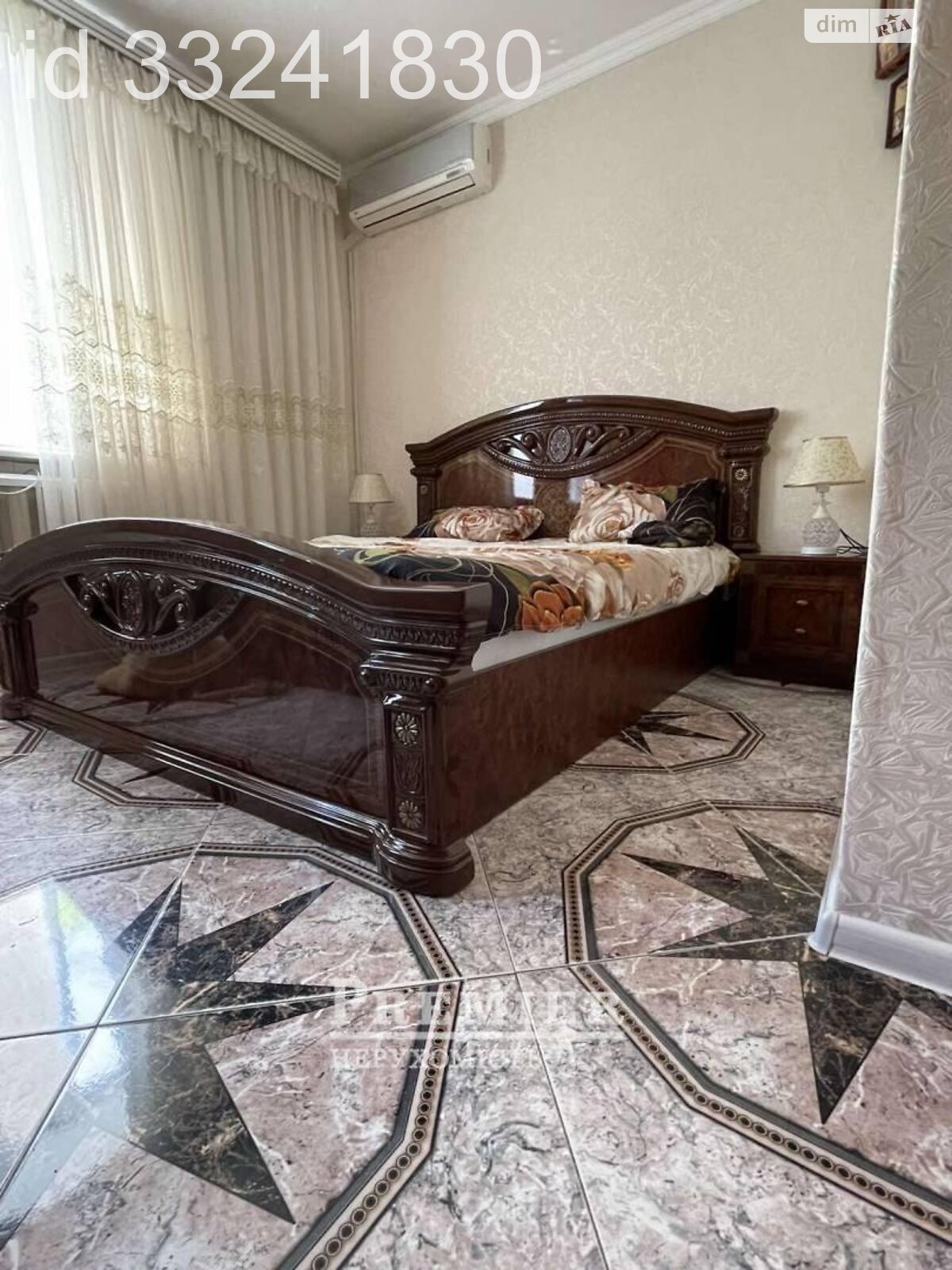 Продажа трехкомнатной квартиры в Одессе, на ул. Ивана и Юрия Лип 74А, район Черемушки фото 1 Продажа трехкомнатной квартиры в Одессе, на ул. Ивана и Юрия Лип 74А, район Черемушки фото 1