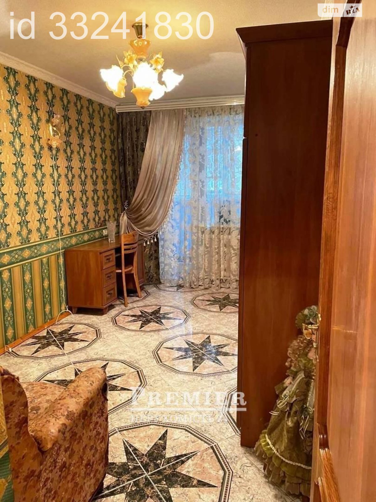 Продажа трехкомнатной квартиры в Одессе, на ул. Ивана и Юрия Лип 74А, район Черемушки фото 1 Продажа трехкомнатной квартиры в Одессе, на ул. Ивана и Юрия Лип 74А, район Черемушки фото 1