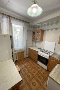 Продаж двокімнатної квартири в Одесі, на вул. Івана і Юрія Лип 37, район Черемушки фото 2