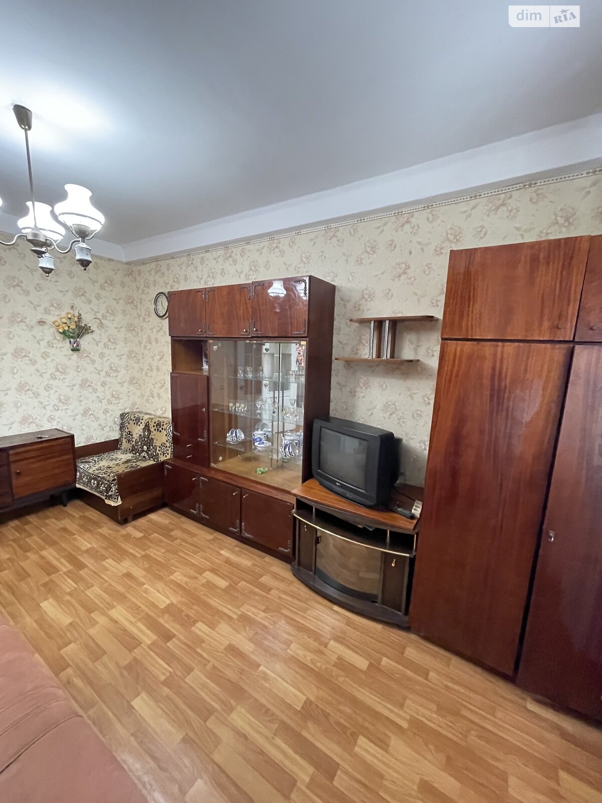 Продаж двокімнатної квартири в Одесі, на вул. Івана і Юрія Лип 37, район Черемушки фото 1 Продаж двокімнатної квартири в Одесі, на вул. Івана і Юрія Лип 37, район Черемушки фото 1