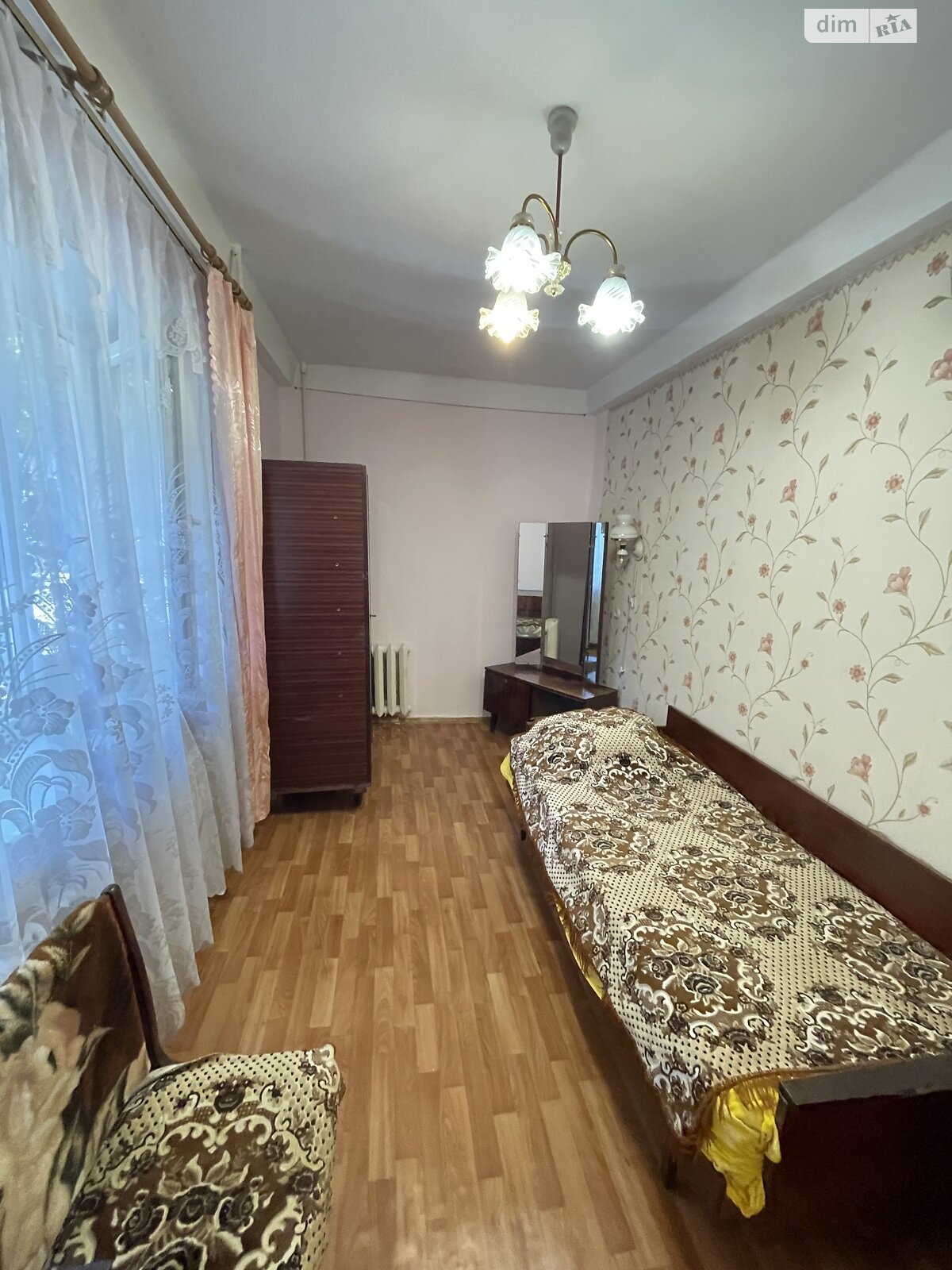 Продаж двокімнатної квартири в Одесі, на вул. Івана і Юрія Лип 37, район Черемушки фото 1 Продаж двокімнатної квартири в Одесі, на вул. Івана і Юрія Лип 37, район Черемушки фото 1