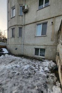 Продаж трикімнатної квартири в Одесі, на вул. Космонавта Комарова 31Д, район Черемушки фото 2