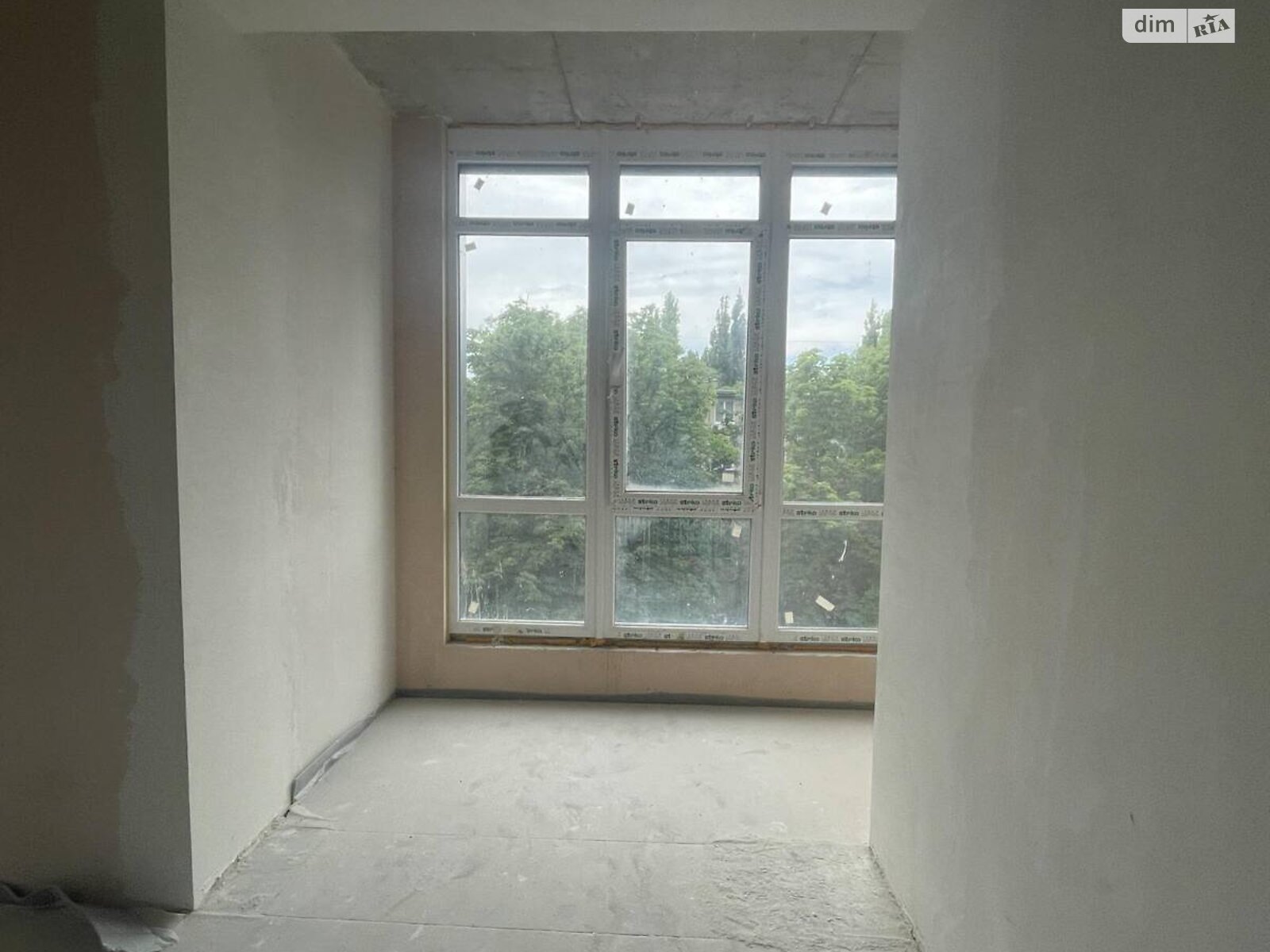 Продажа однокомнатной квартиры в Одессе, на ул. Космонавтов, район Хаджибейский фото 1 Продажа однокомнатной квартиры в Одессе, на ул. Космонавтов, район Хаджибейский фото 1