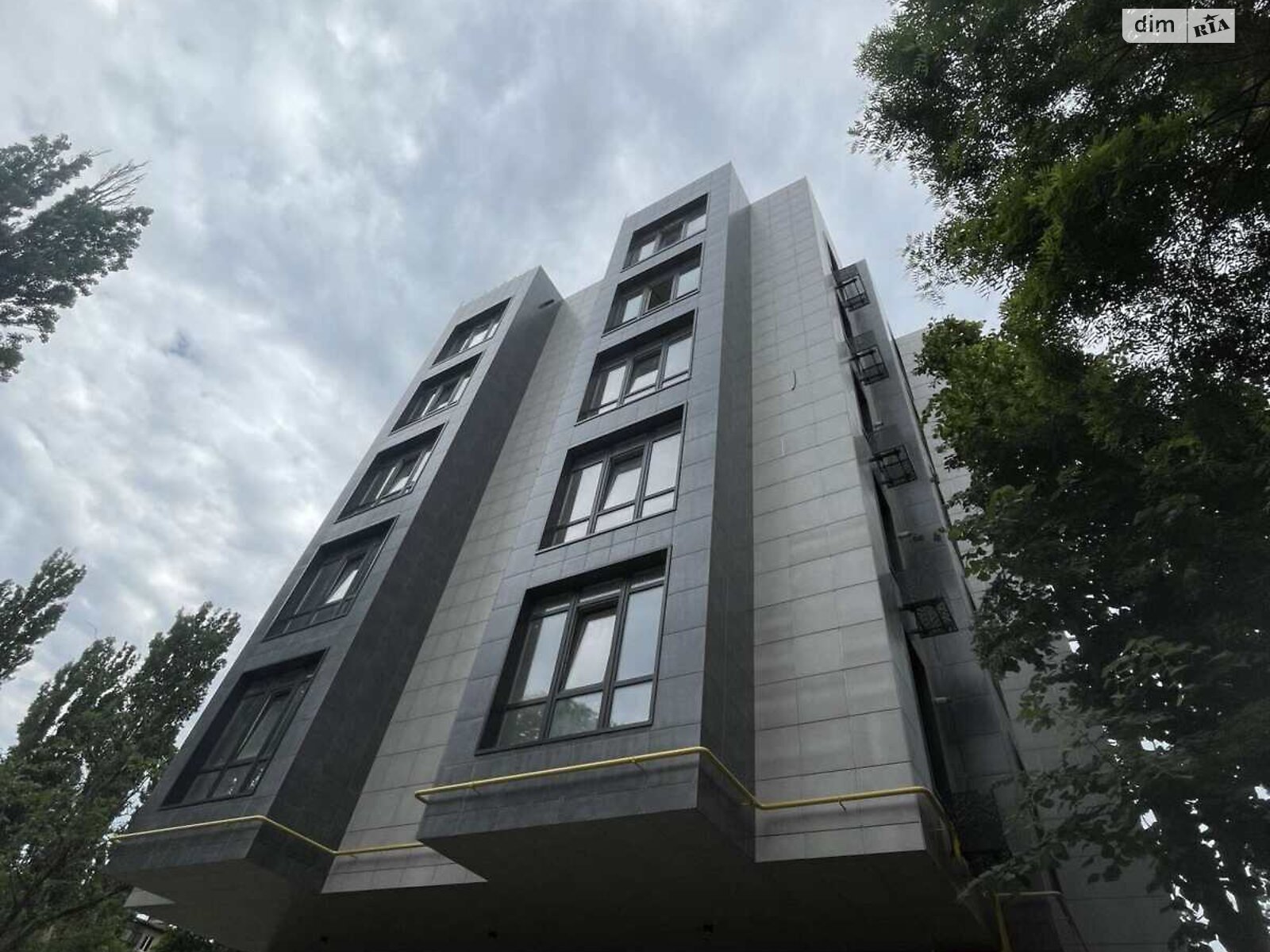 Продажа однокомнатной квартиры в Одессе, на ул. Космонавтов, район Хаджибейский фото 1 Продажа однокомнатной квартиры в Одессе, на ул. Космонавтов, район Хаджибейский фото 1