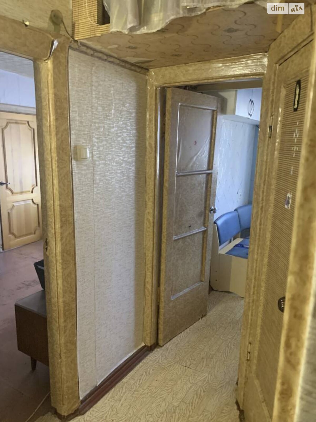 Продаж трикімнатної квартири в Одесі, на вул. Космонавтів, район Черемушки фото 1 Продаж трикімнатної квартири в Одесі, на вул. Космонавтів, район Черемушки фото 1