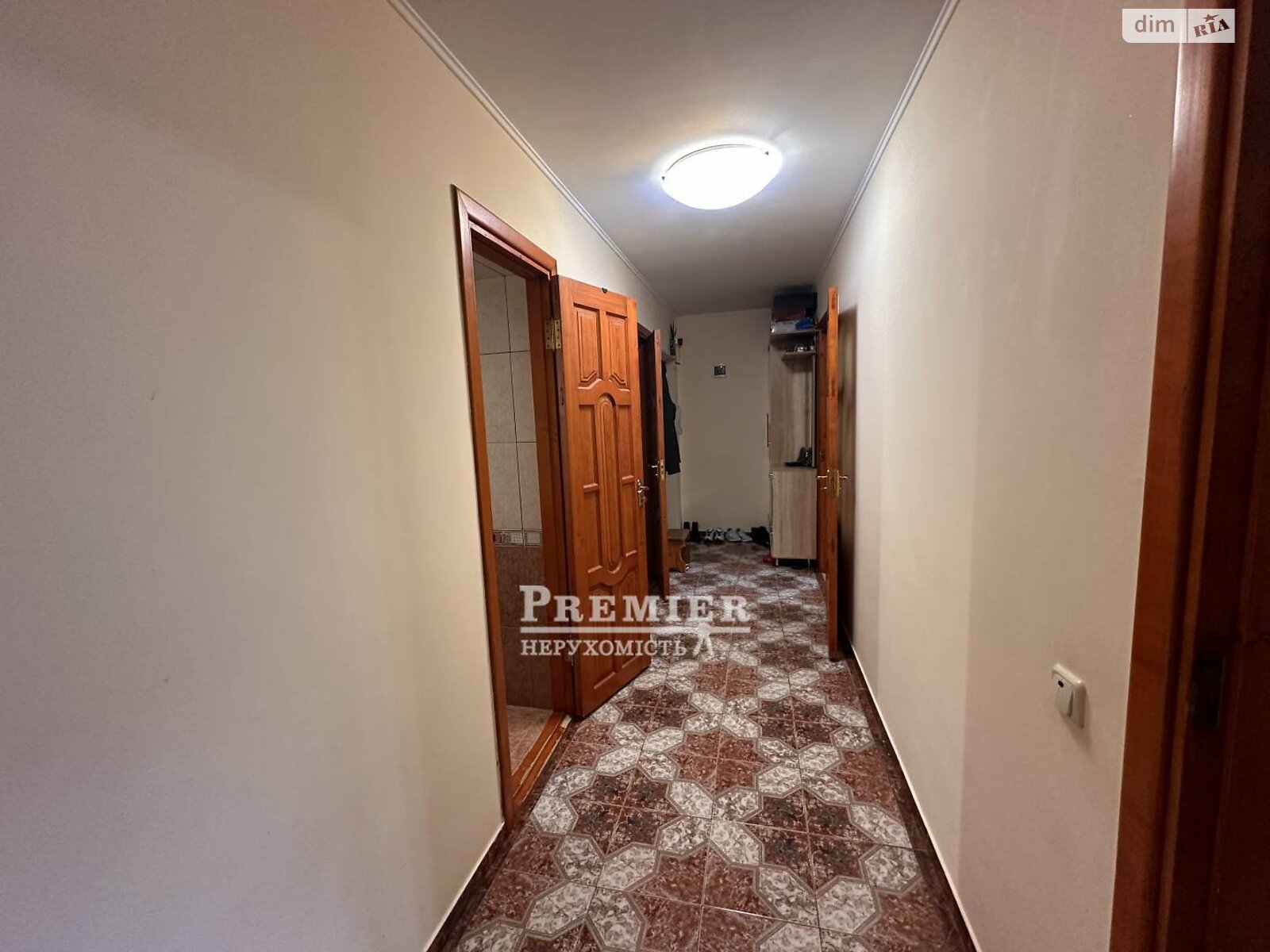 Продаж двокімнатної квартири в Одесі, на вул. Космонавтів, район Черемушки фото 1 Продаж двокімнатної квартири в Одесі, на вул. Космонавтів, район Черемушки фото 1