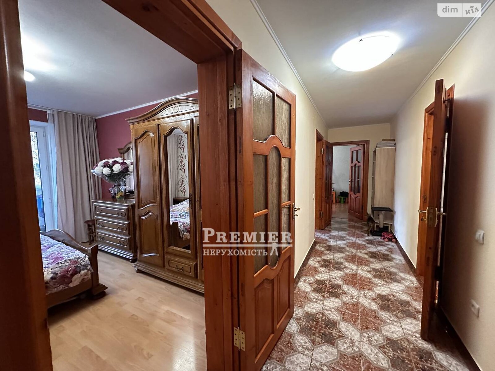 Продаж двокімнатної квартири в Одесі, на вул. Космонавтів, район Черемушки фото 1 Продаж двокімнатної квартири в Одесі, на вул. Космонавтів, район Черемушки фото 1