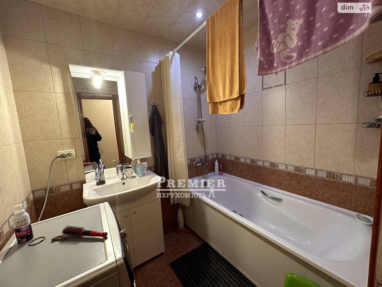 Продаж двокімнатної квартири в Одесі, на вул. Космонавтів, район Черемушки фото 1 Продаж двокімнатної квартири в Одесі, на вул. Космонавтів, район Черемушки фото 1