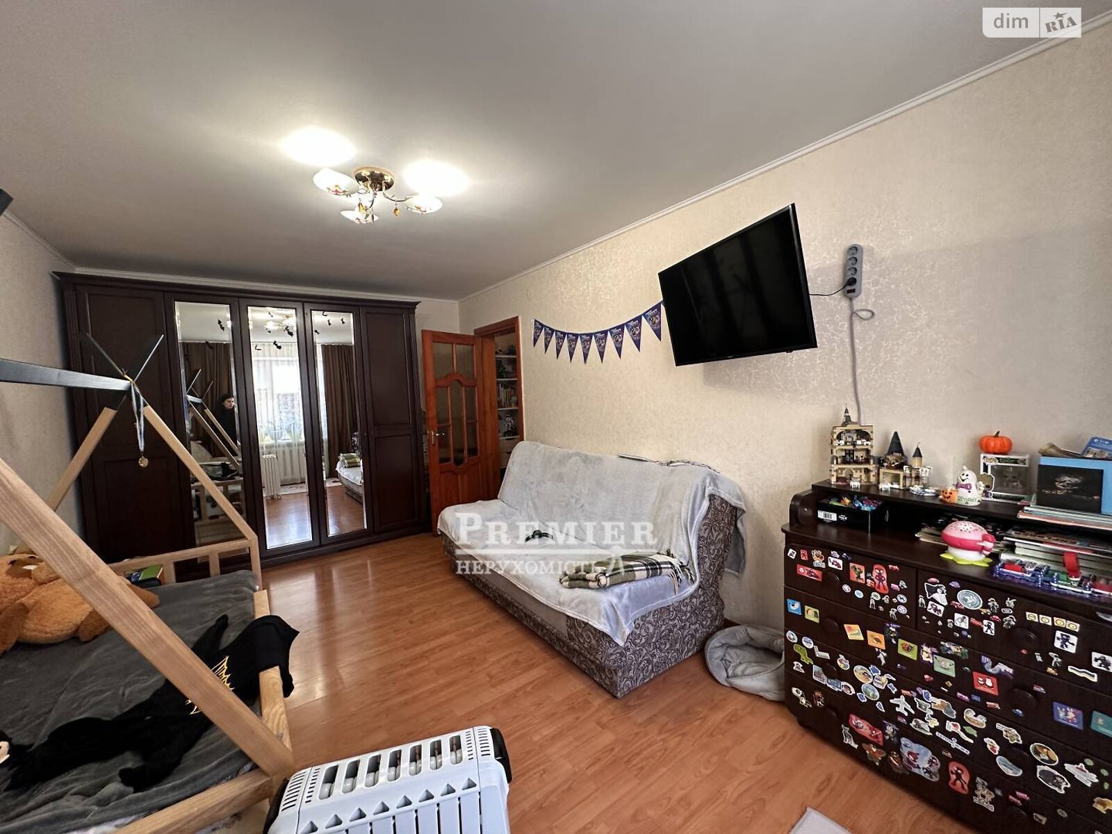 Продаж двокімнатної квартири в Одесі, на вул. Космонавтів, район Черемушки фото 1 Продаж двокімнатної квартири в Одесі, на вул. Космонавтів, район Черемушки фото 1