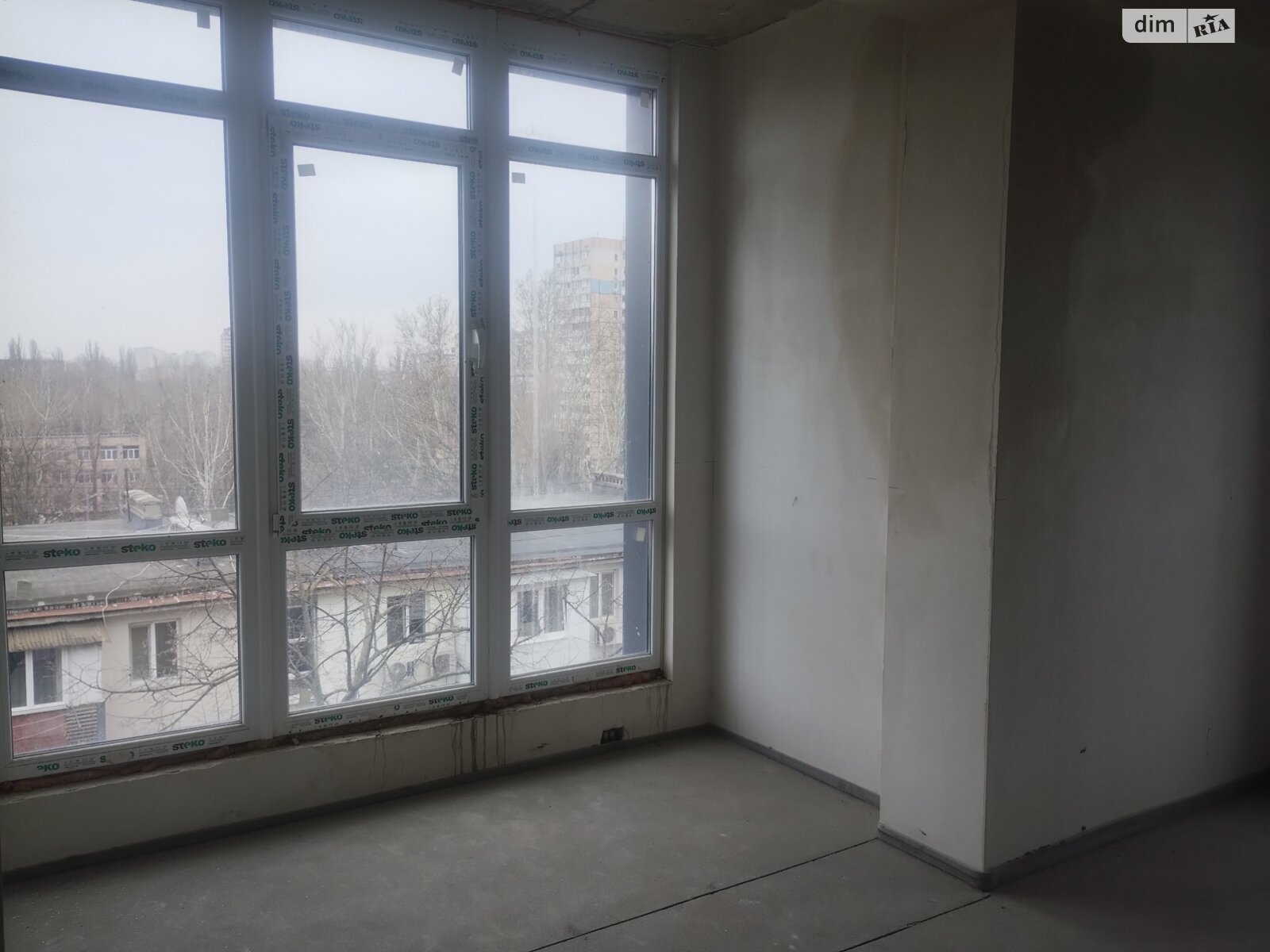 Продажа трехкомнатной квартиры в Одессе, на ул. Космонавтов, район Черемушки фото 1