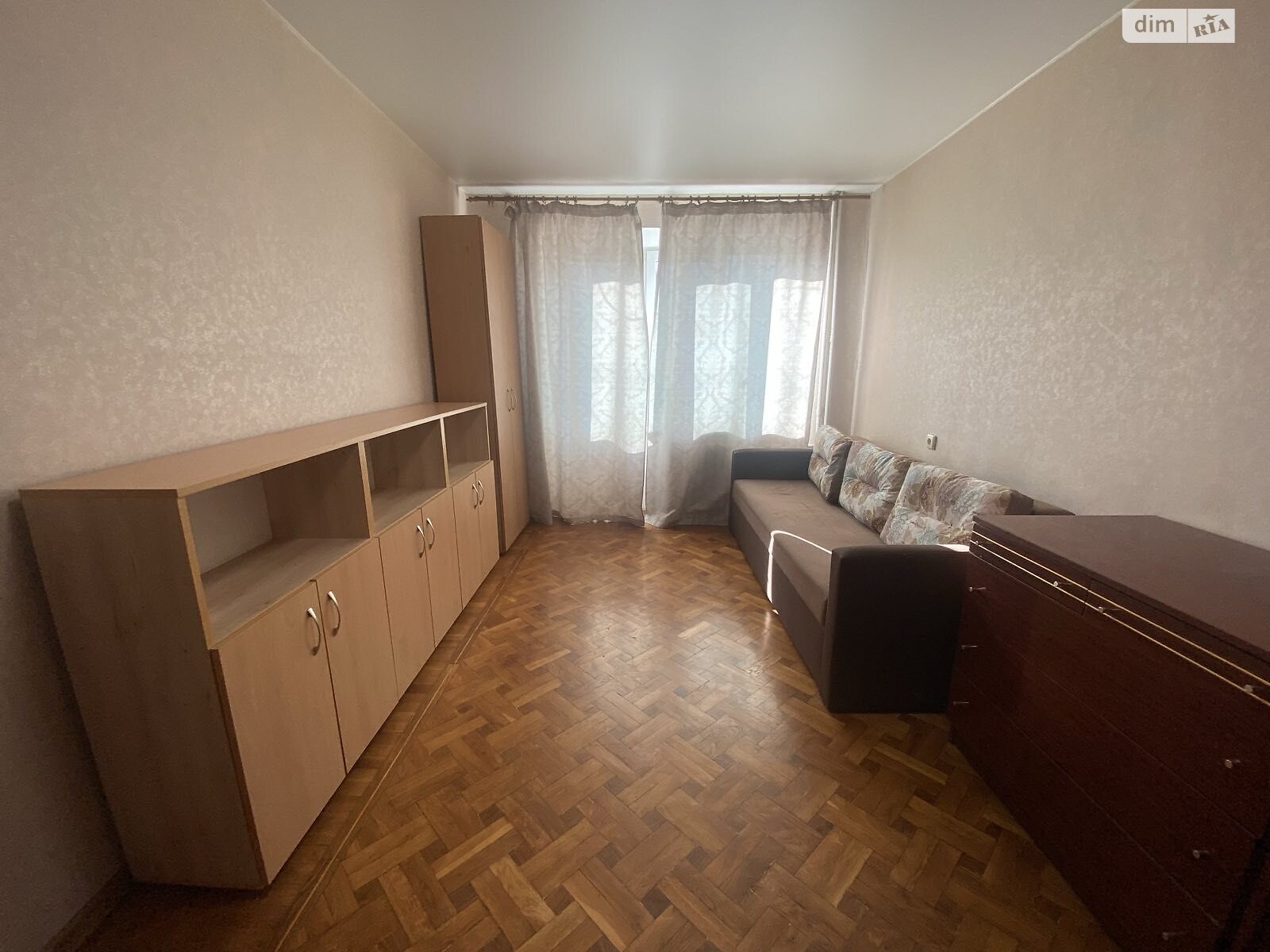 Продажа однокомнатной квартиры в Одессе, на ул. Космонавтов, район Черемушки фото 1 Продажа однокомнатной квартиры в Одессе, на ул. Космонавтов, район Черемушки фото 1
