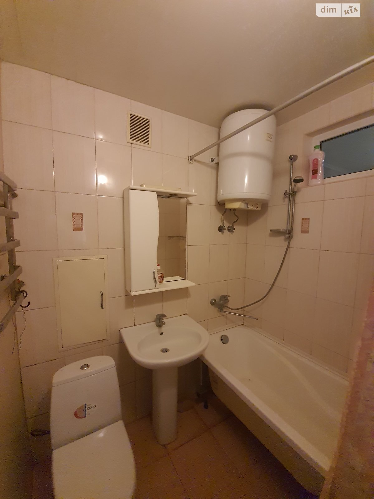 Продаж двокімнатної квартири в Одесі, на вул. Космонавтів, кв. 21, район Черемушки фото 1 Продаж двокімнатної квартири в Одесі, на вул. Космонавтів, кв. 21, район Черемушки фото 1