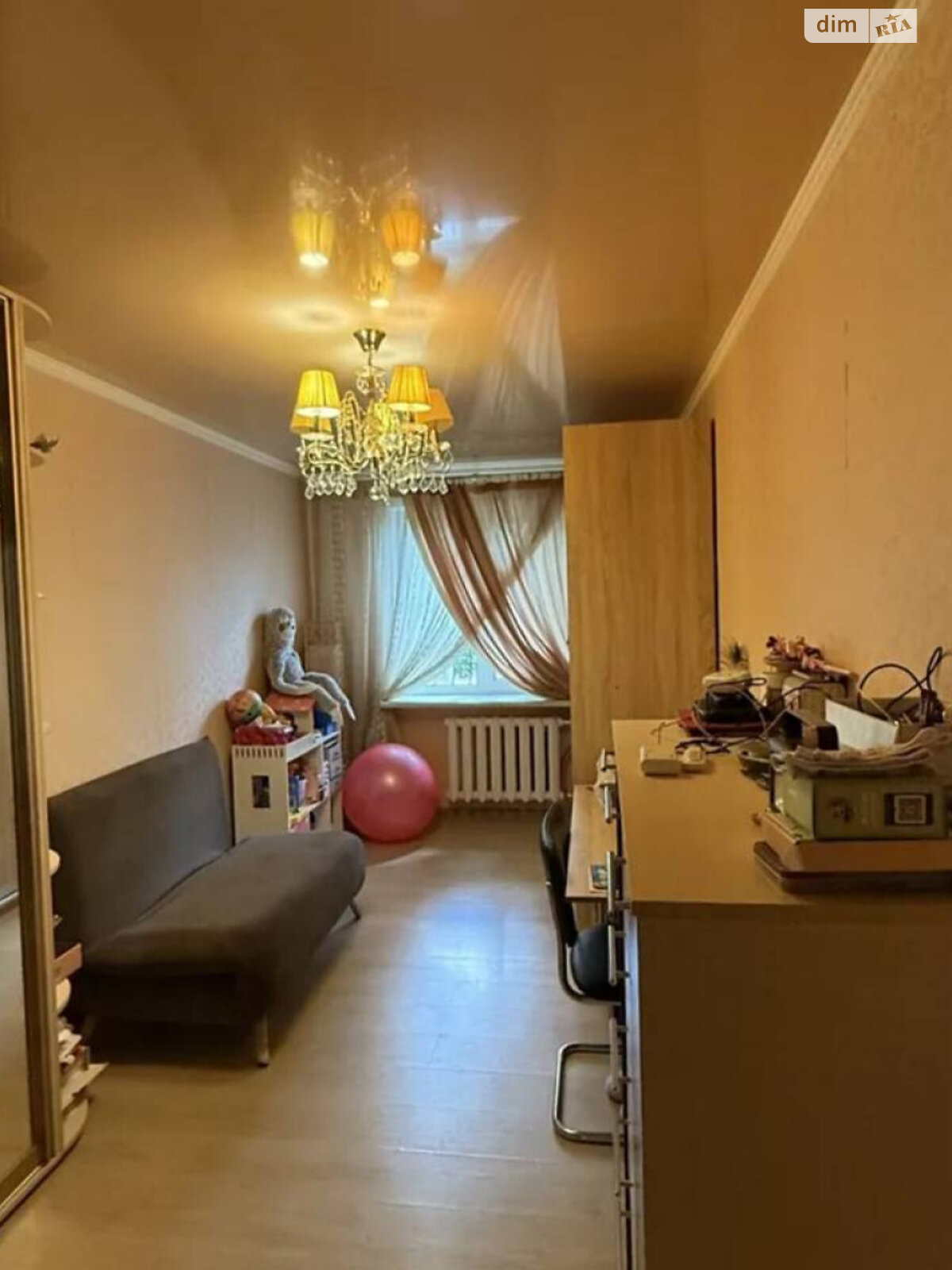 Продаж трикімнатної квартири в Одесі, на вул. Космонавтів 54, район Черемушки фото 1 Продаж трикімнатної квартири в Одесі, на вул. Космонавтів 54, район Черемушки фото 1