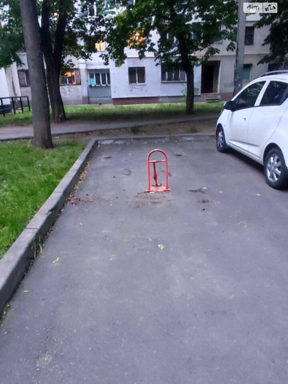 Продаж трикімнатної квартири в Одесі, на вул. Космонавтів 54, район Черемушки фото 1 Продаж трикімнатної квартири в Одесі, на вул. Космонавтів 54, район Черемушки фото 1