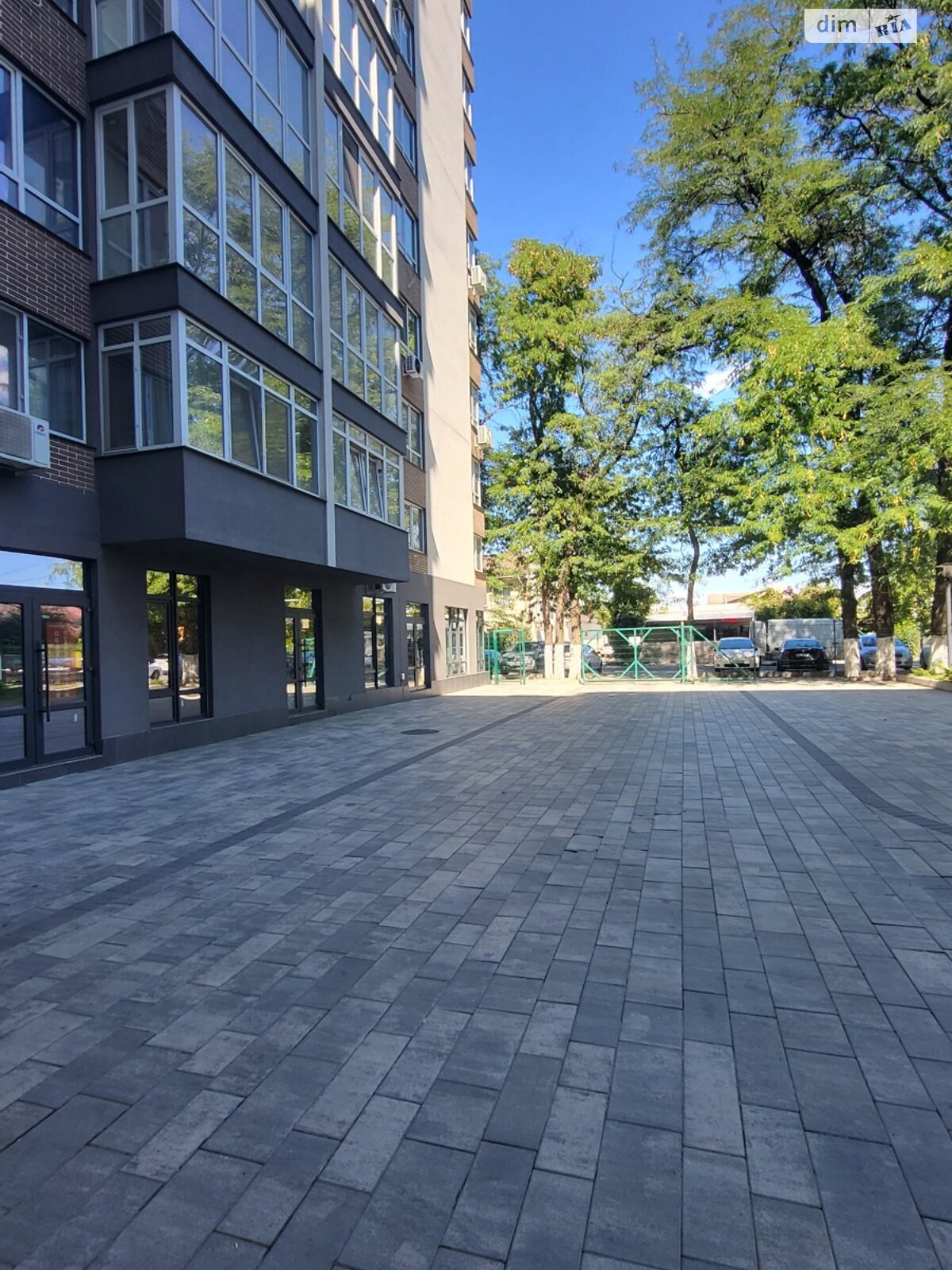 Продаж трикімнатної квартири в Одесі, на вул. Профспілкова 9А, район Черемушки фото 1 Продаж трикімнатної квартири в Одесі, на вул. Профспілкова 9А, район Черемушки фото 1