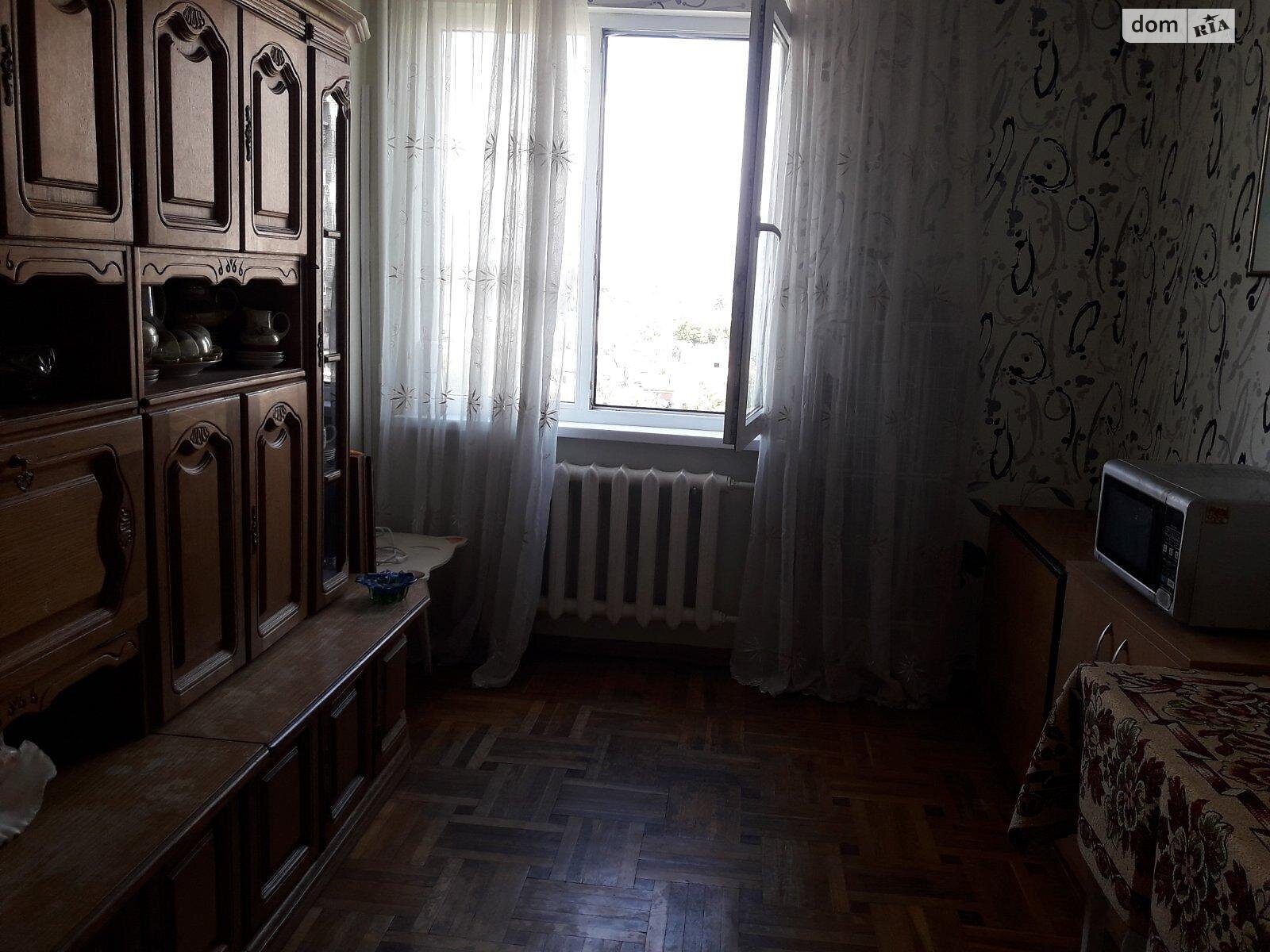 Продаж чотирикімнатної квартири в Одесі, на вул. Ріхтера Святослава 2, район Черемушки фото 1