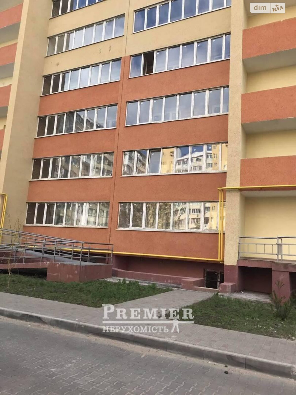 Продаж трикімнатної квартири в Одесі, на вул. Шота Руставелі 29, район Черемушки фото 1