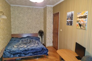 Продаж трикімнатної квартири в Одесі, на вул. Івана і Юрія Лип 58, район Черемушки фото 2