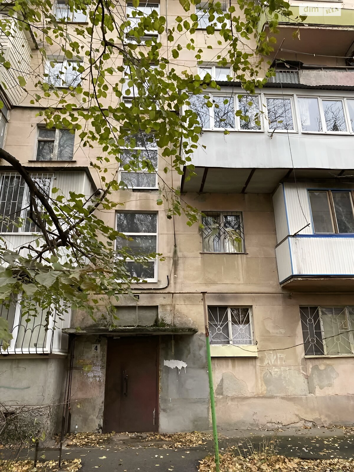Продаж трикімнатної квартири в Одесі, на вул. Варненська, район Черемушки фото 1 Продаж трикімнатної квартири в Одесі, на вул. Варненська, район Черемушки фото 1