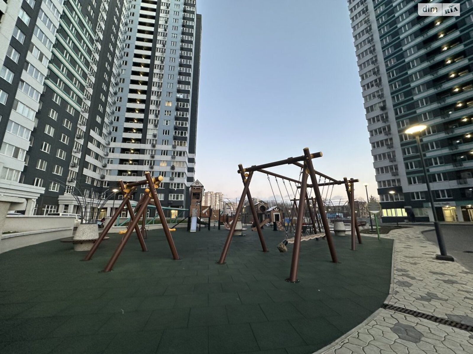 Продаж двокімнатної квартири в Одесі, на вул. Варненська 27/2 корпус 2, район Черемушки фото 1