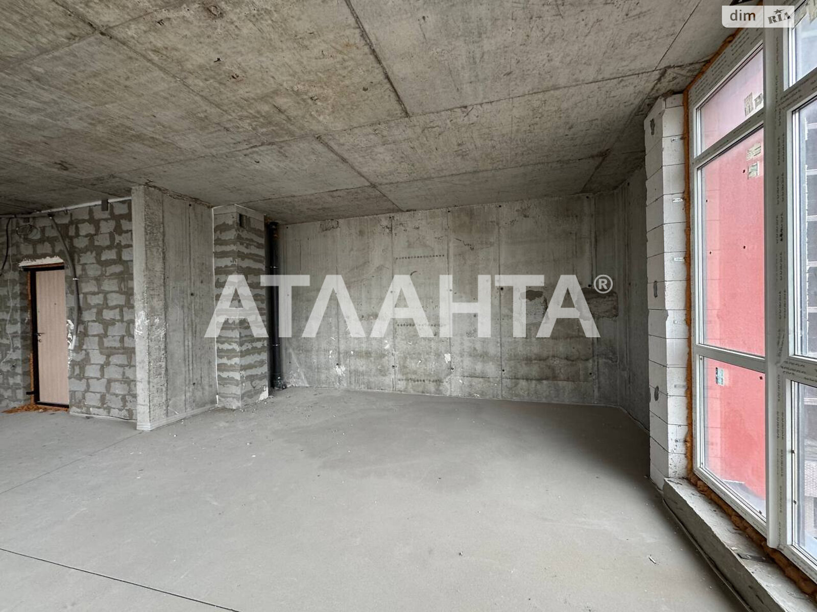 Продажа трехкомнатной квартиры в Одессе, на ул. Академика Филатова, район Чубаевка фото 1 Продажа трехкомнатной квартиры в Одессе, на ул. Академика Филатова, район Чубаевка фото 1