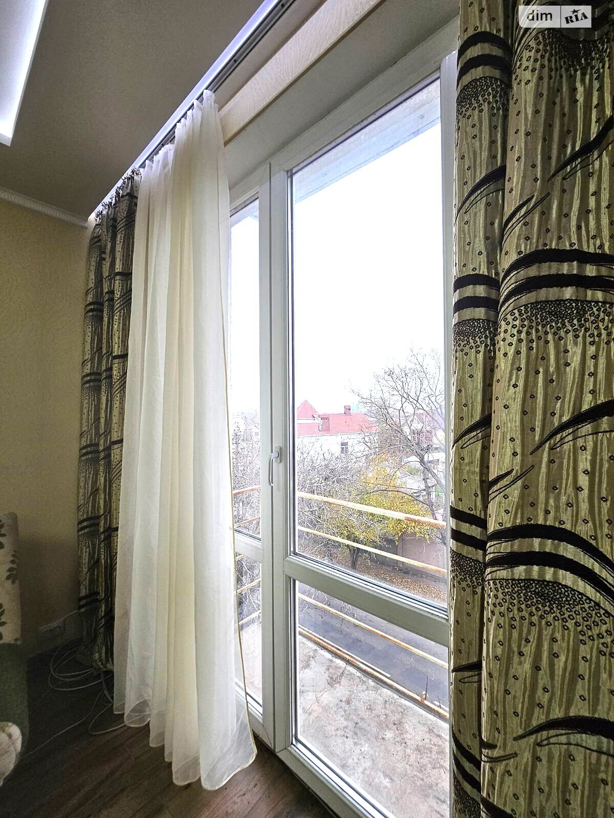 Продаж трикімнатної квартири в Одесі, на вул. Дмитріївська, район Чубаївка фото 1 Продаж трикімнатної квартири в Одесі, на вул. Дмитріївська, район Чубаївка фото 1