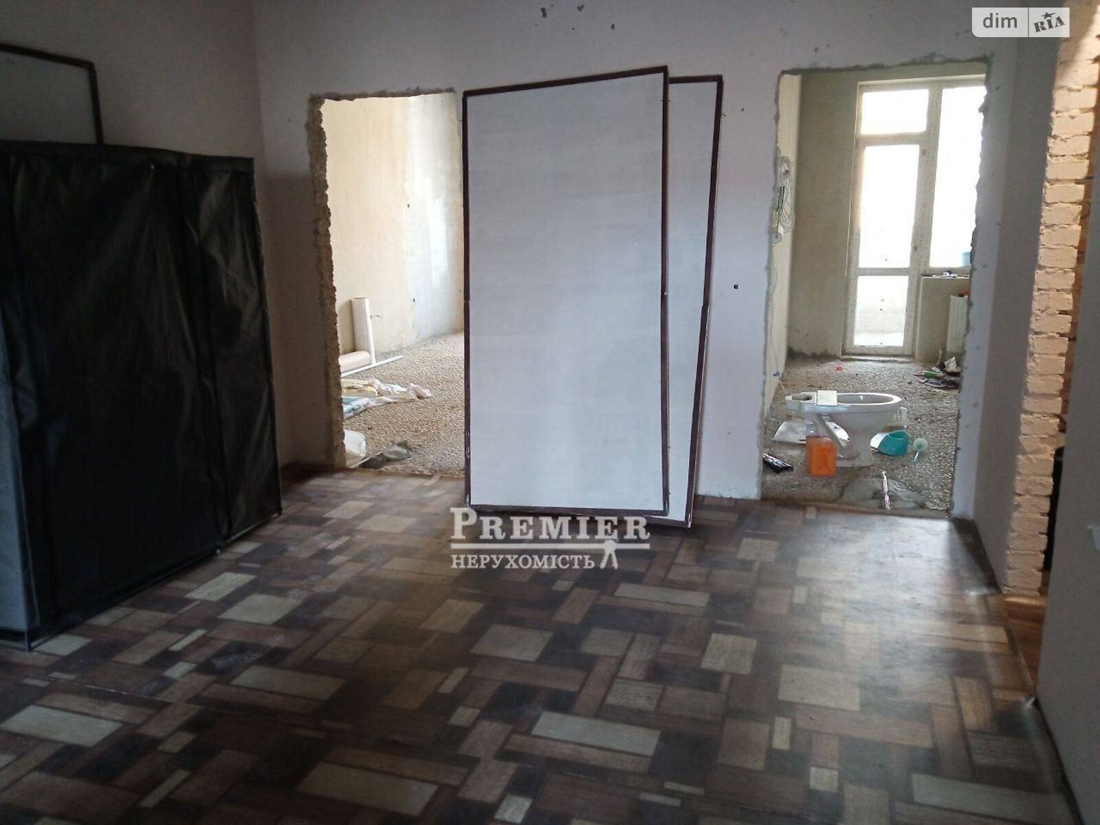 Продаж трикімнатної квартири в Одесі, на дор. Фонтанська, район Чубаївка фото 1 Продаж трикімнатної квартири в Одесі, на дор. Фонтанська, район Чубаївка фото 1