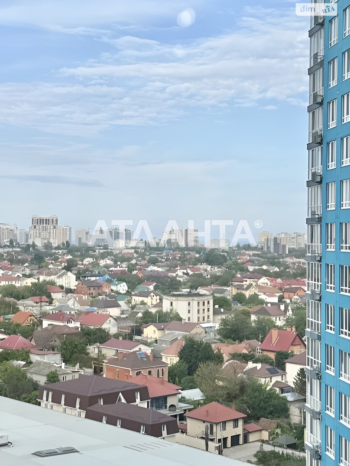 Продаж трикімнатної квартири в Одесі, на вул. Георгія Липського, район Чубаївка фото 1 Продаж трикімнатної квартири в Одесі, на вул. Георгія Липського, район Чубаївка фото 1
