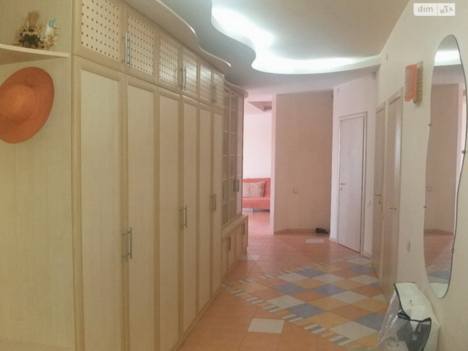 Продажа трехкомнатной квартиры в Одессе, на ул. Ивана Франко 55, район Чубаевка фото 1 Продажа трехкомнатной квартиры в Одессе, на ул. Ивана Франко 55, район Чубаевка фото 1