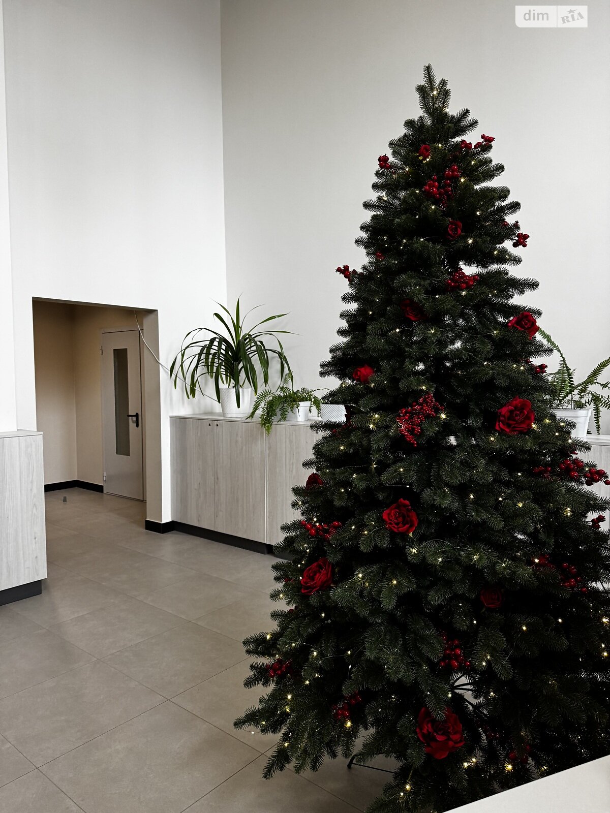Продаж трикімнатної квартири в Одесі, на вул. Івана Франка 40 корпус 1, район Чубаївка фото 1 Продаж трикімнатної квартири в Одесі, на вул. Івана Франка 40 корпус 1, район Чубаївка фото 1
