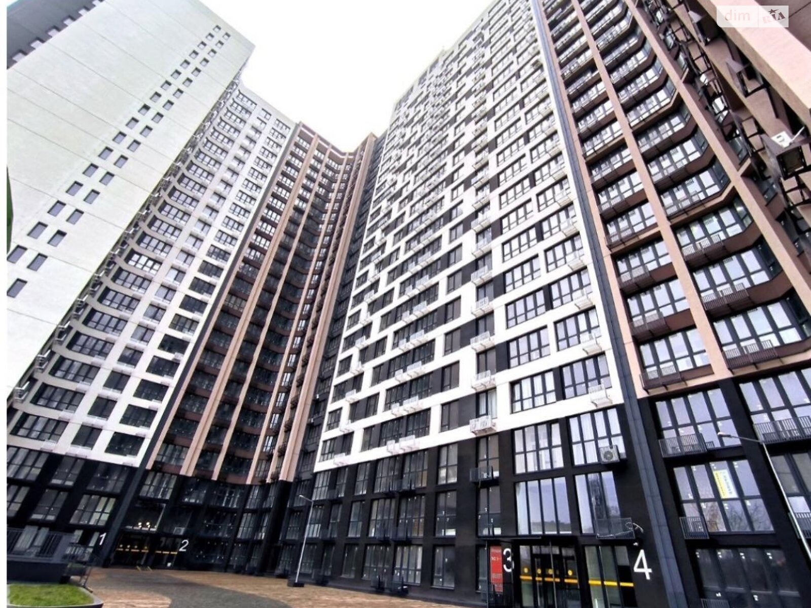 Продаж трикімнатної квартири в Одесі, на вул. Івана Франка, район Чубаївка фото 1 Продаж трикімнатної квартири в Одесі, на вул. Івана Франка, район Чубаївка фото 1