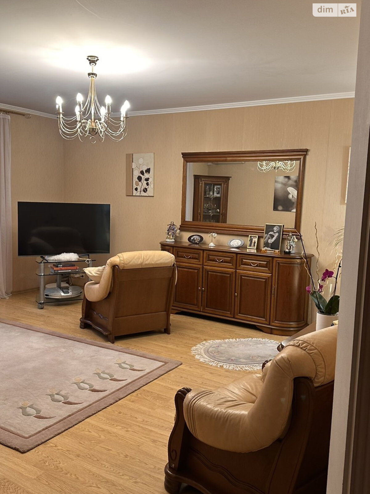 Продаж трикімнатної квартири в Одесі, на вул. Івана Франка, район Чубаївка фото 1 Продаж трикімнатної квартири в Одесі, на вул. Івана Франка, район Чубаївка фото 1