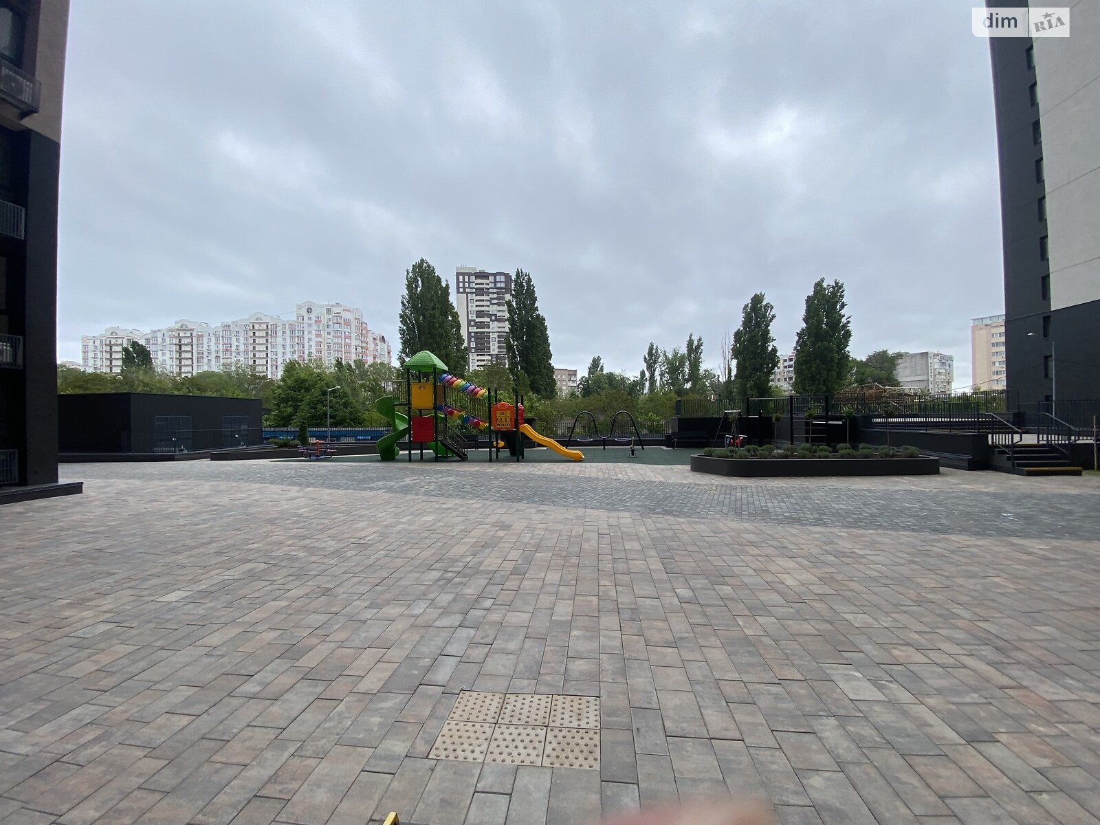 Продаж двокімнатної квартири в Одесі, на вул. Івана Франка, район Приморський фото 1 Продаж двокімнатної квартири в Одесі, на вул. Івана Франка, район Приморський фото 1