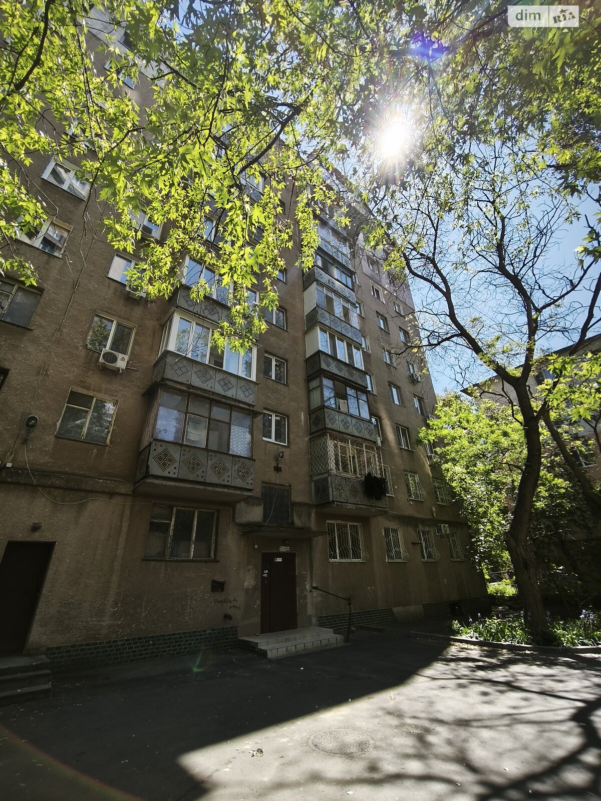Продажа трехкомнатной квартиры в Одессе, на ул. Ивана Франко, район Чубаевка фото 1 Продажа трехкомнатной квартиры в Одессе, на ул. Ивана Франко, район Чубаевка фото 1