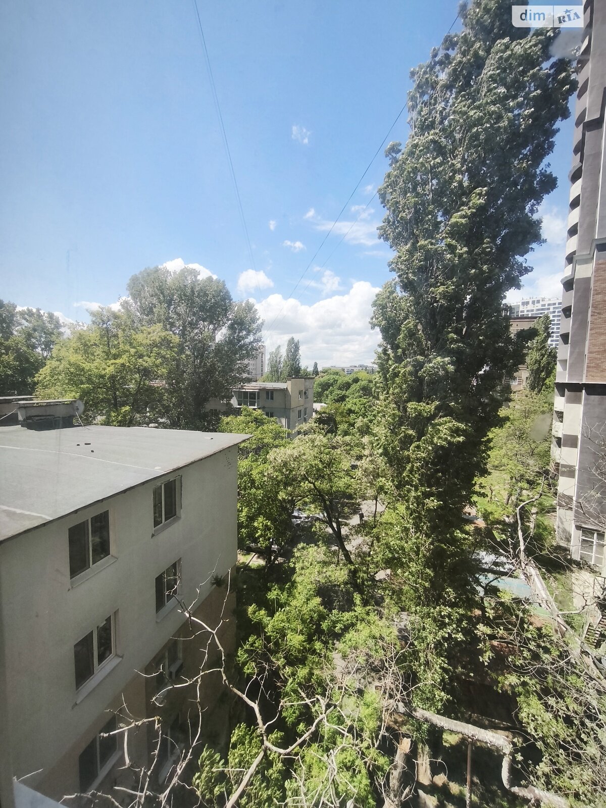 Продажа трехкомнатной квартиры в Одессе, на ул. Ивана Франко, район Чубаевка фото 1 Продажа трехкомнатной квартиры в Одессе, на ул. Ивана Франко, район Чубаевка фото 1