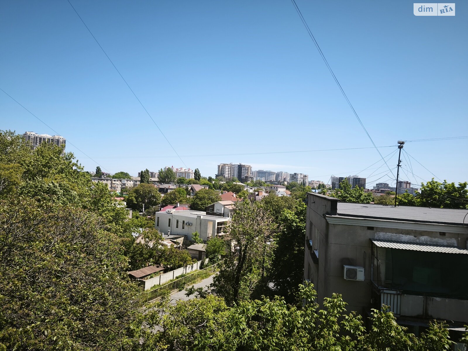 Продажа трехкомнатной квартиры в Одессе, на ул. Ивана Франко, район Чубаевка фото 1 Продажа трехкомнатной квартиры в Одессе, на ул. Ивана Франко, район Чубаевка фото 1