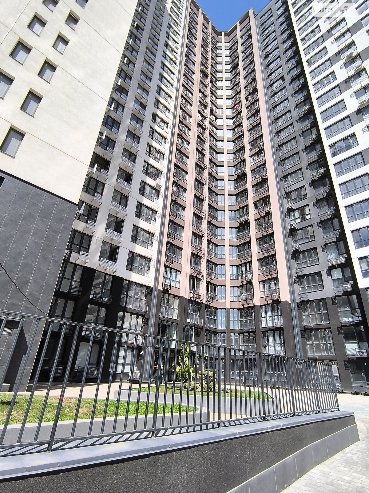 Продаж однокімнатної квартири в Одесі, на вул. Івана Франка 40, район Чубаївка фото 1 Продаж однокімнатної квартири в Одесі, на вул. Івана Франка 40, район Чубаївка фото 1
