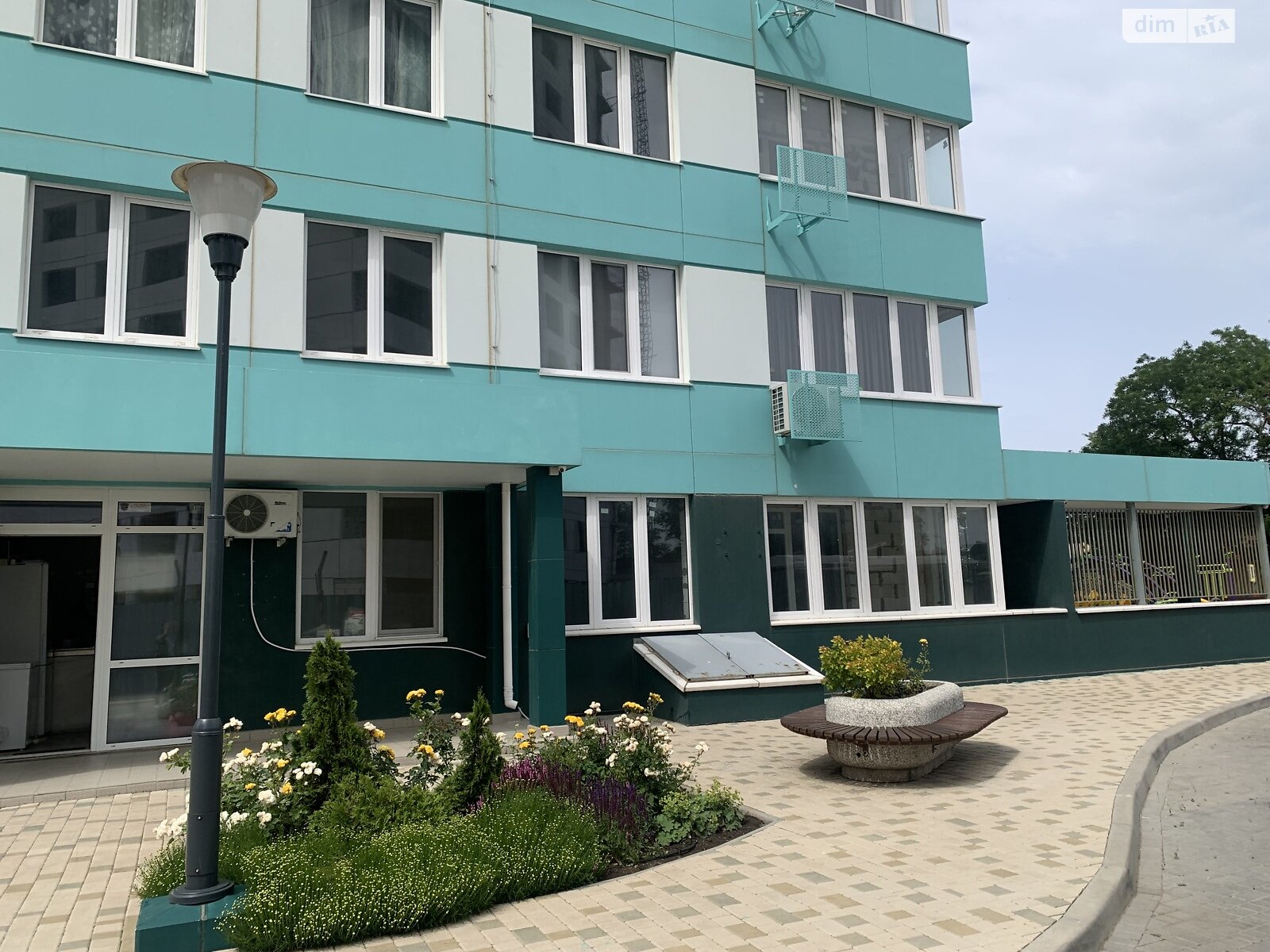 Продажа трехкомнатной квартиры в Одессе, на ул. Жаботинского 54А корпус 2, район Чубаевка фото 1
