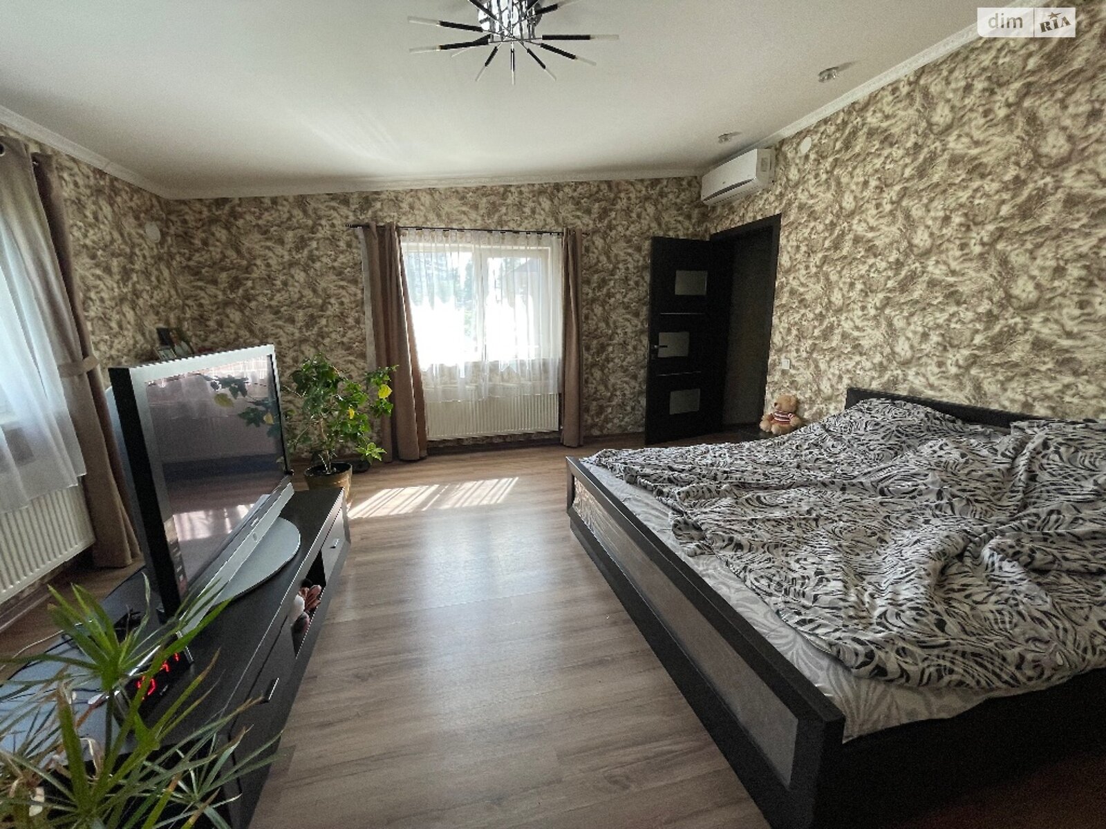Продажа трехкомнатной квартиры в Одессе, на ул. Люстдорфская дорога, район Чубаевка фото 1