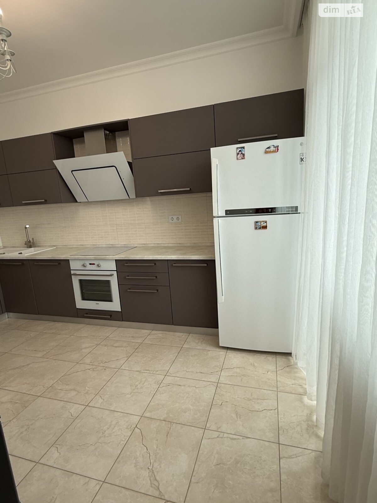 Продаж трикімнатної квартири в Одесі, на вул. Люстдорфська дорога 90Б, район Чубаївка фото 1 Продаж трикімнатної квартири в Одесі, на вул. Люстдорфська дорога 90Б, район Чубаївка фото 1