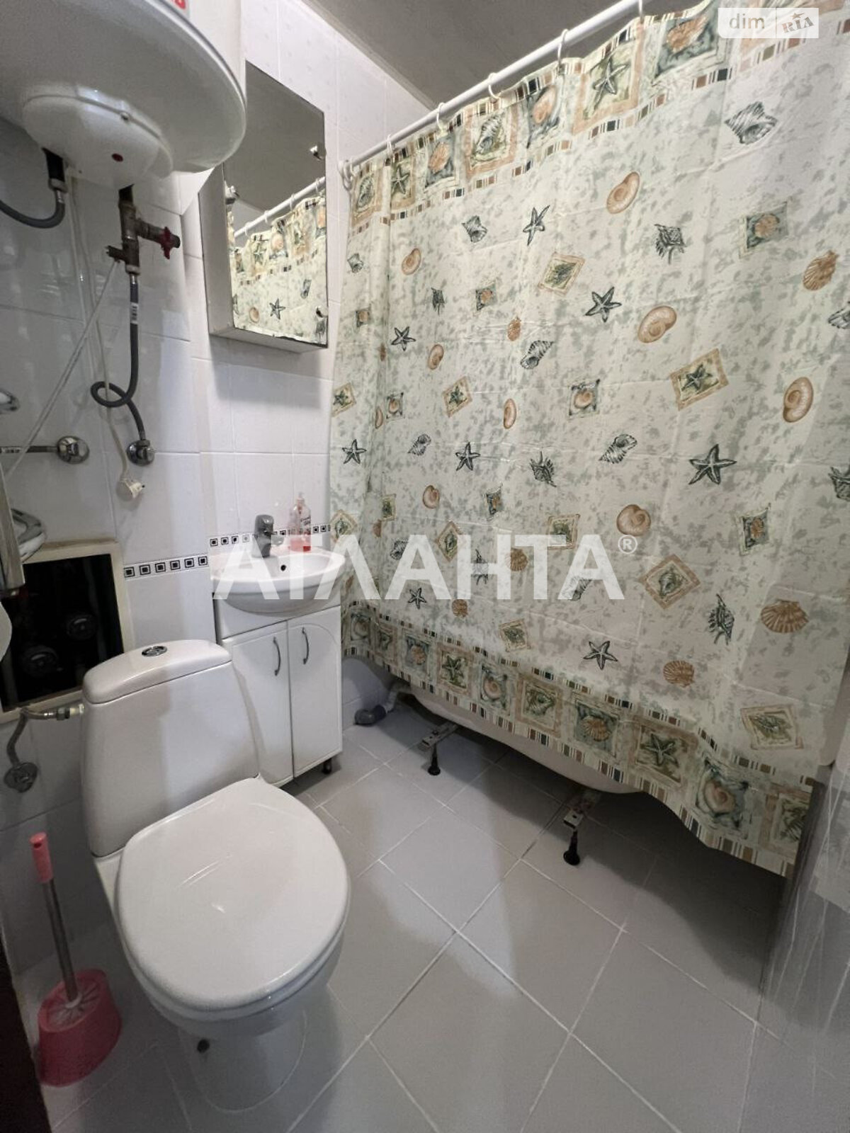 Продаж трикімнатної квартири в Одесі, на вул. Люстдорфська дорога, район Чубаївка фото 1 Продаж трикімнатної квартири в Одесі, на вул. Люстдорфська дорога, район Чубаївка фото 1