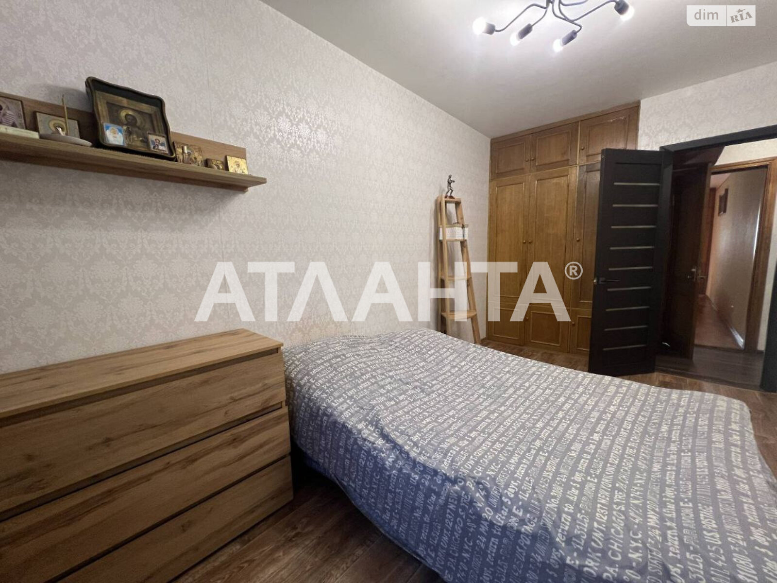 Продаж трикімнатної квартири в Одесі, на вул. Люстдорфська дорога, район Чубаївка фото 1 Продаж трикімнатної квартири в Одесі, на вул. Люстдорфська дорога, район Чубаївка фото 1