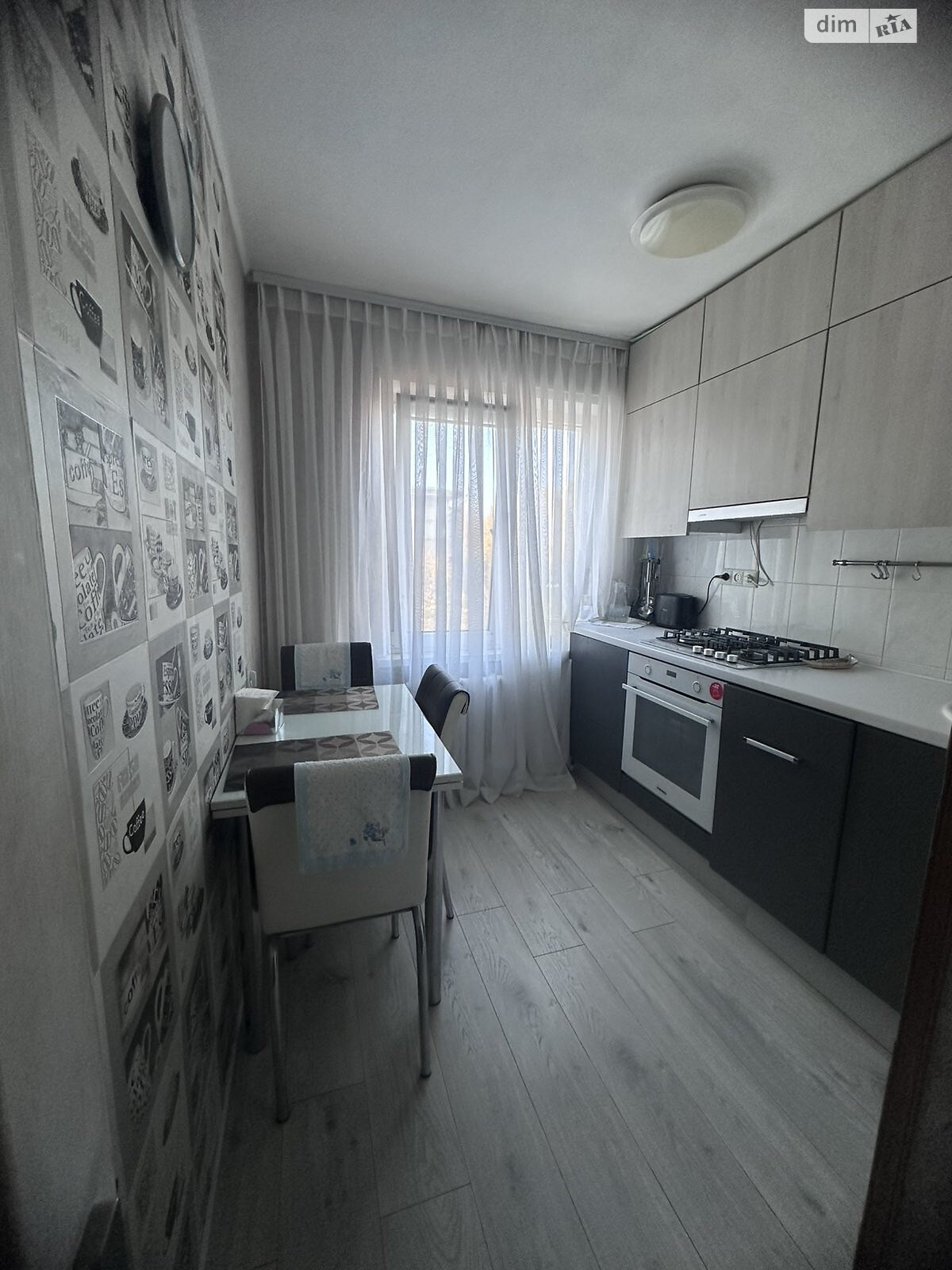 Продаж трикімнатної квартири в Одесі, на вул. Варненська, район Чубаївка фото 1 Продаж трикімнатної квартири в Одесі, на вул. Варненська, район Чубаївка фото 1